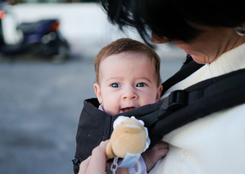 Choosing the Best Baby Carrier for Toddlers